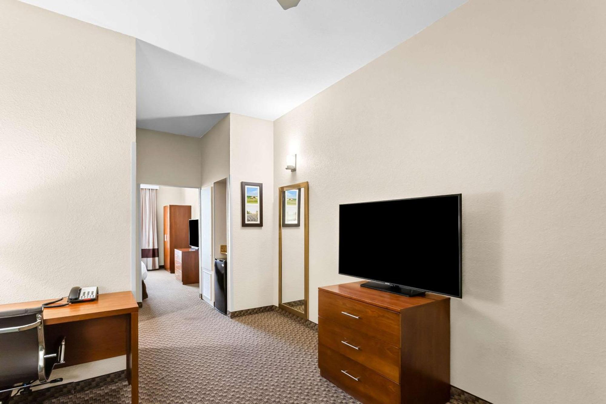 Comfort Inn & Suites Grenada Buitenkant foto