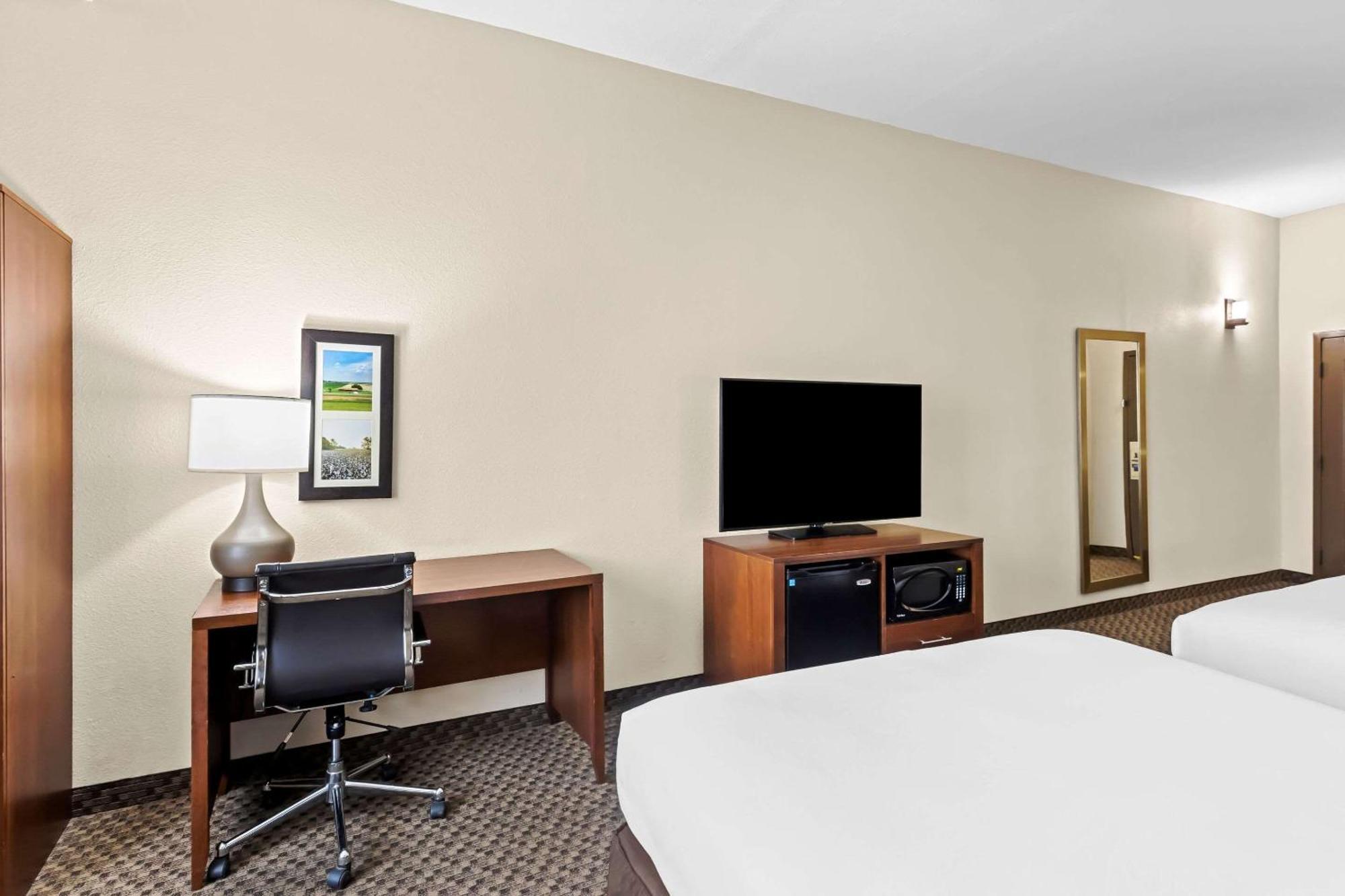 Comfort Inn & Suites Grenada Buitenkant foto
