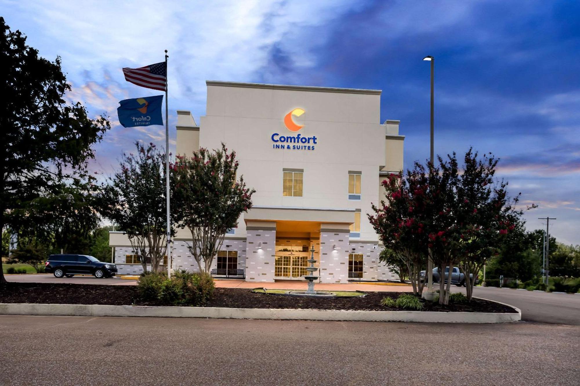 Comfort Inn & Suites Grenada Buitenkant foto